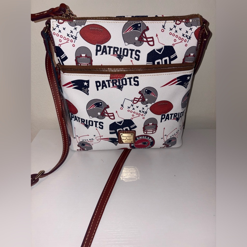 Dooney & Bourke Patriots Crossbody Bag - White and Brown